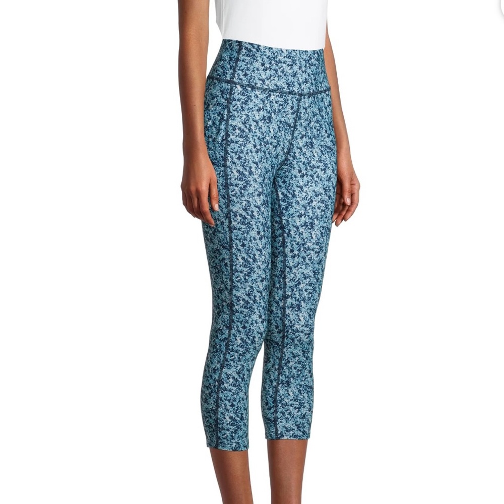 Athletic Works Blue Patterned Performance Cropped… - image 1
